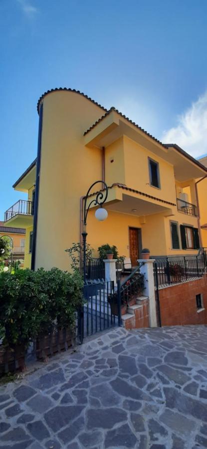 Anagnina Apartment Capistrano Roma Exterior foto